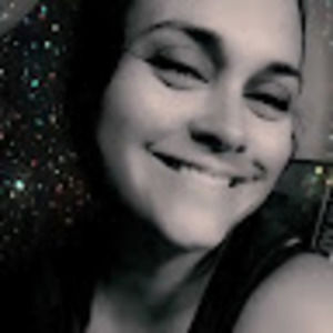 Meet your Posher, Yessica